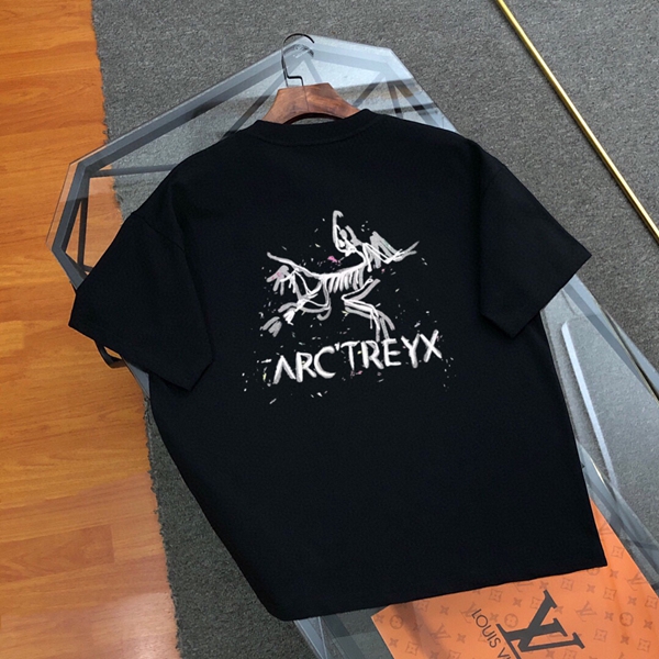 ブランドTシャツ背面デザイン